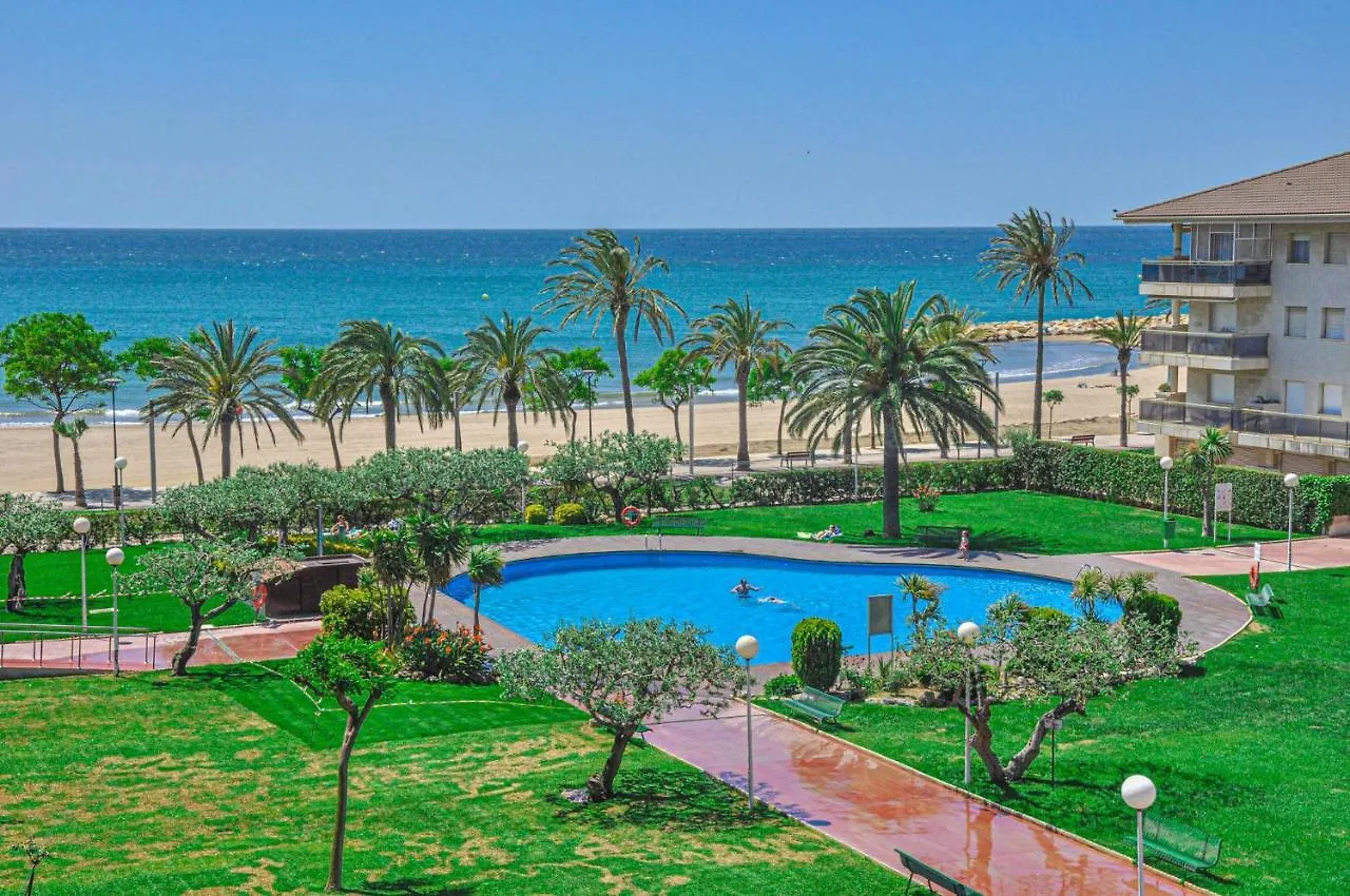 Golf A Bjos 9 Only Families Daire Cambrils